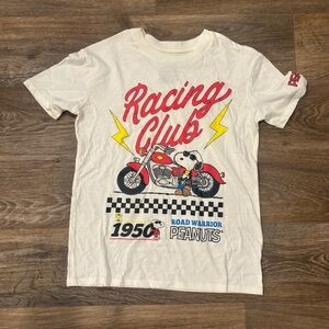 Peanuts Joe Cool Racing Club Road Warrior 1950 Graphic T-Shirt – Unisex  XS